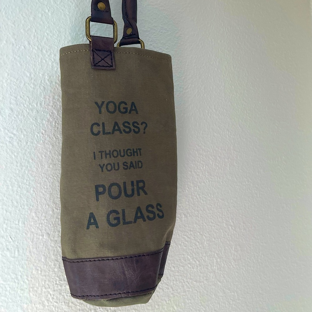 Leather and canvas wine bag